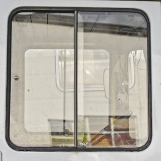 Scheibe beweglich (hinten) in Schiebefenster hoch beidseitig